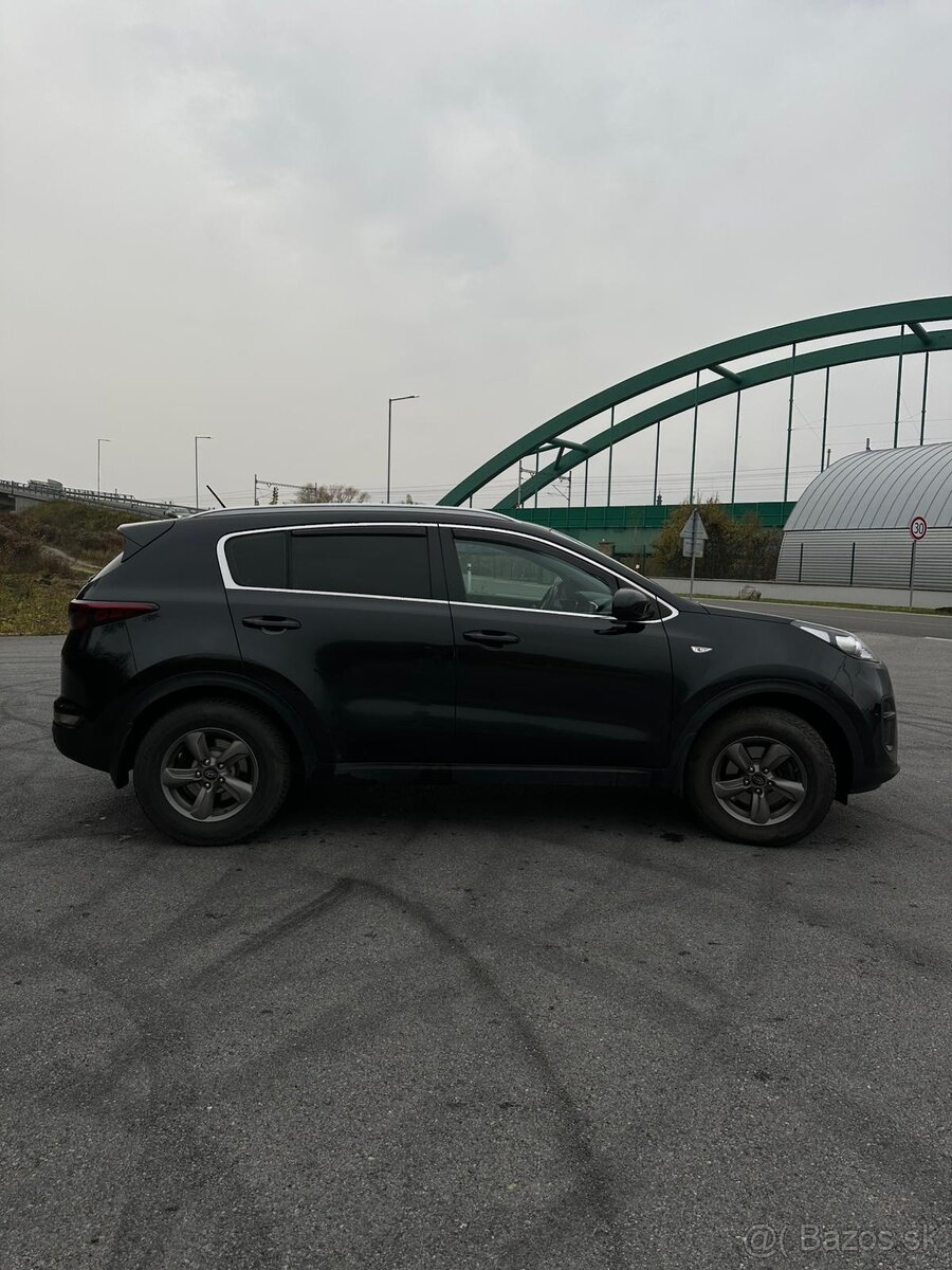 Kia Sportage 1,6 benzín 2018 - 15