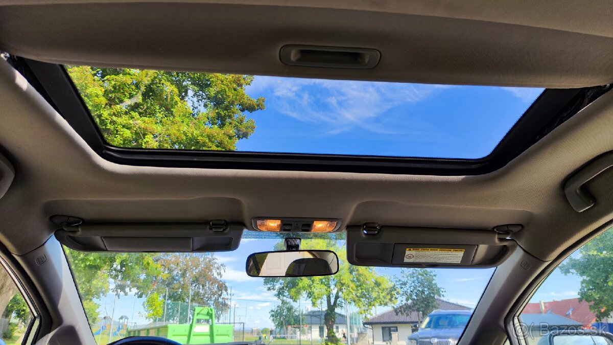 Spoľahlivá Honda Civic 1.8 Automat – STK/EK do 2027 103
- 15