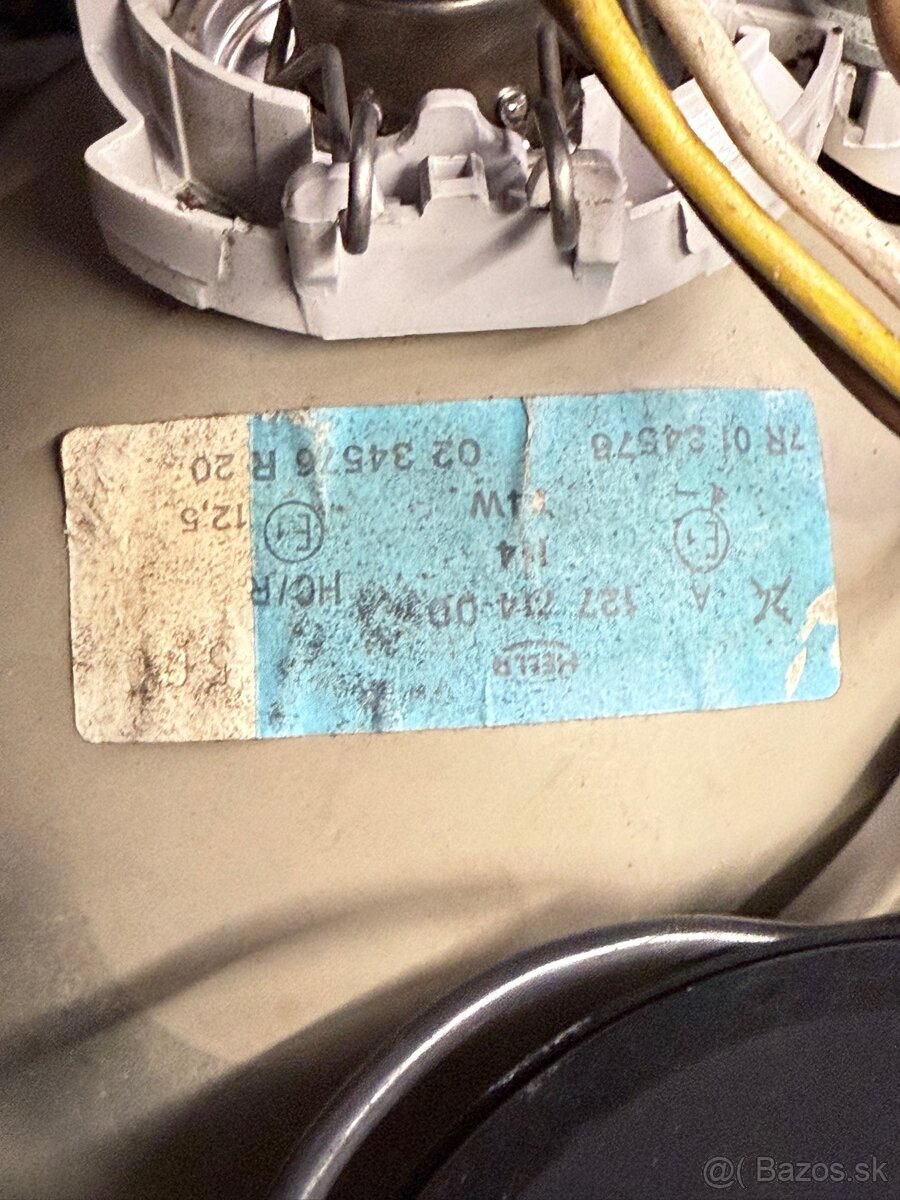 Predné svetlá mercedes w201 190d - 15