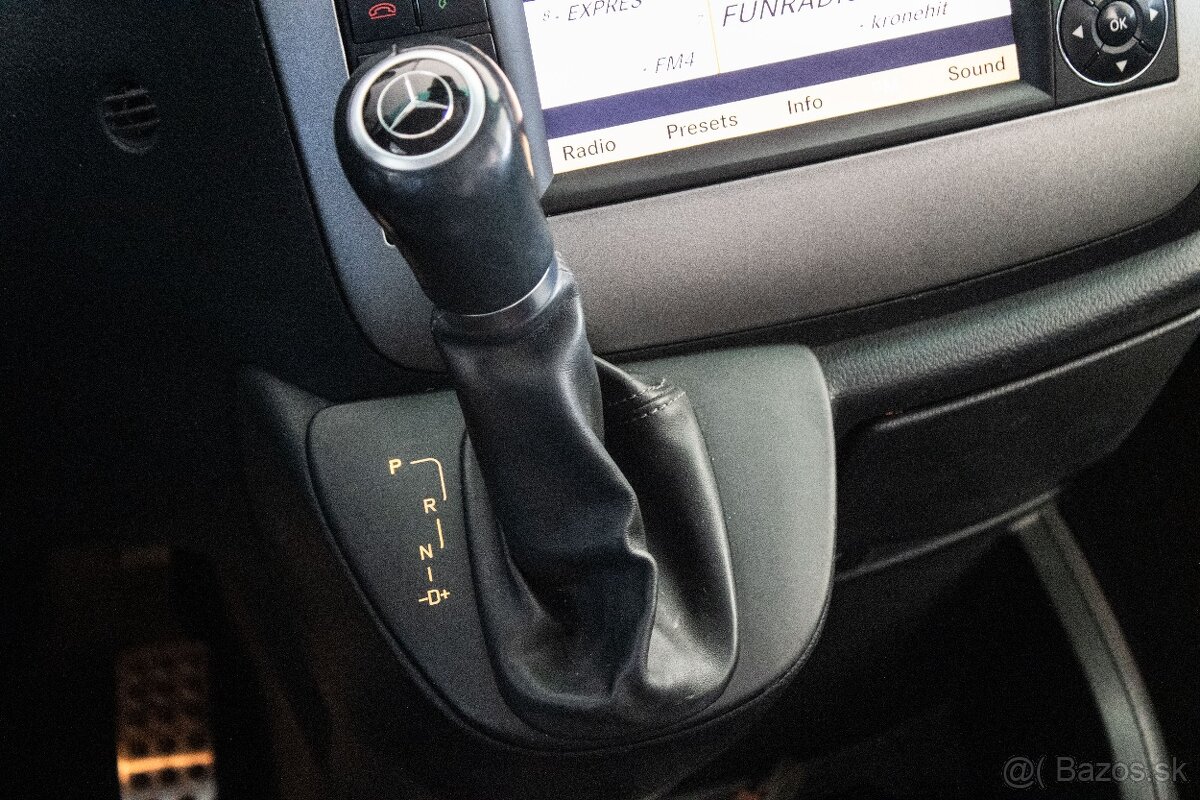 Mercedes-Benz Viano 2.2 120kW 7-miestne 2011 - 15