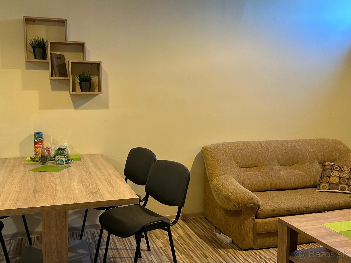 Prenájom novšieho Rodinného domu - 15