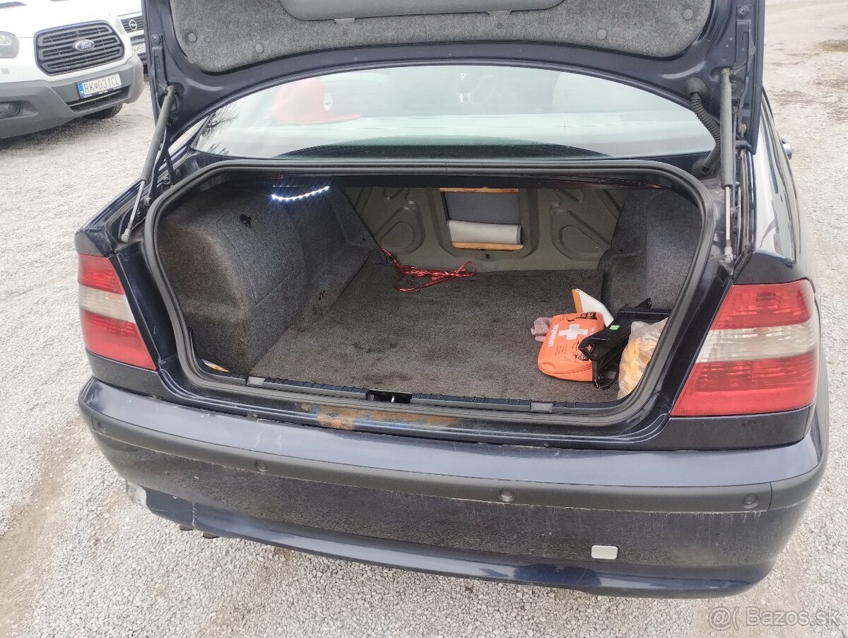 BMW Rad 3 330 dX A/T 4x4 - 15