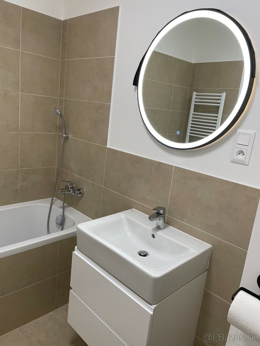 Moderný 2-izbový byt s garážou prenajom – Bratislava - 15