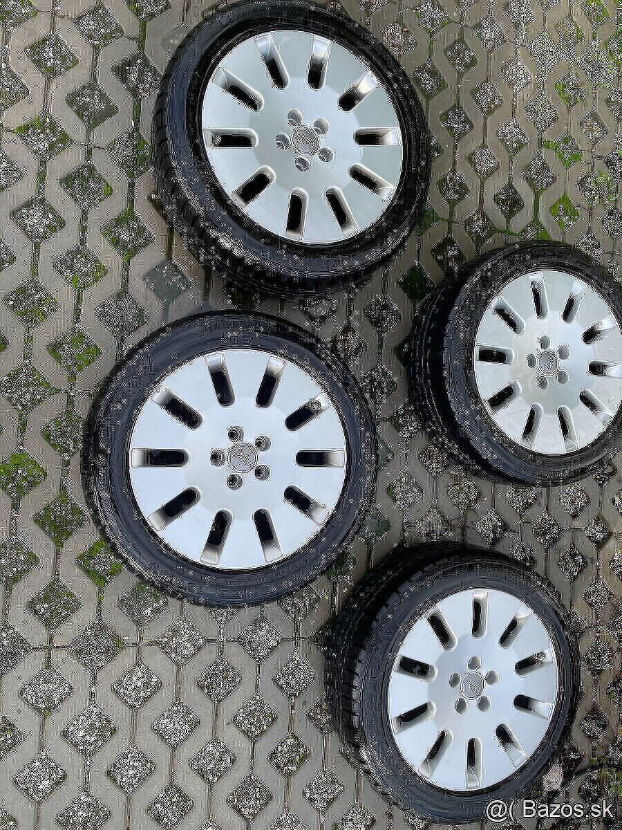 AUDI A8 4.2 TDi V8 QUATTRO - 15