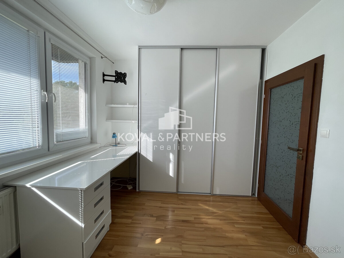Prenájom 3 izbového bytu s balkónom v Nitre na Partizánskej - 15