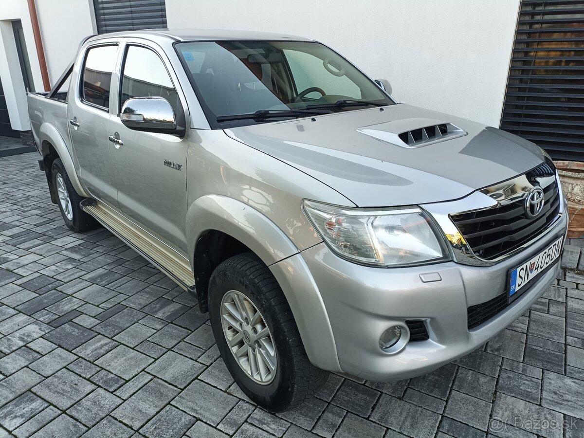 TOYOTA HILUX 2.5 D-4D - na predaj / na splatky - 15