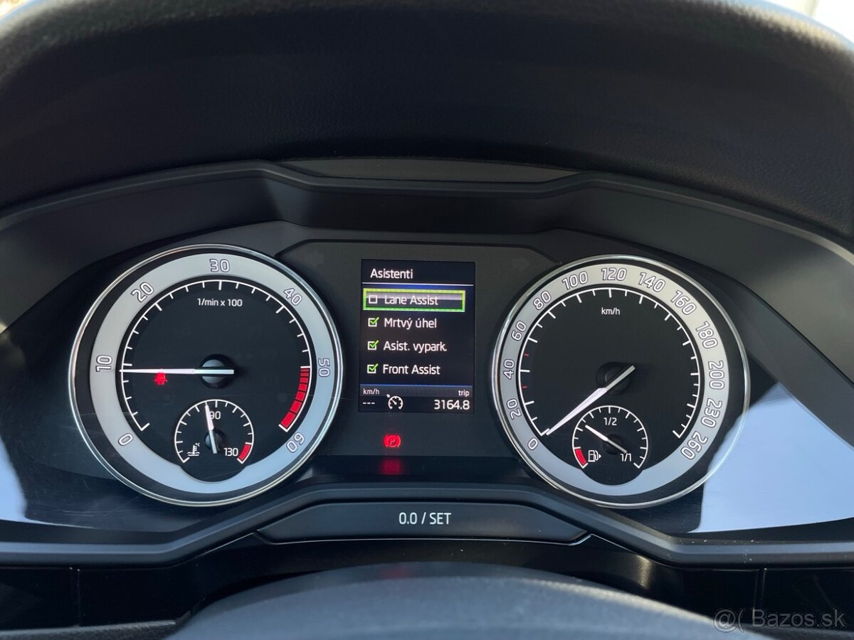 Škoda Superb 2.0TDI 140 kW L&K Manuál-2017-Webasto-Ventilace - 15