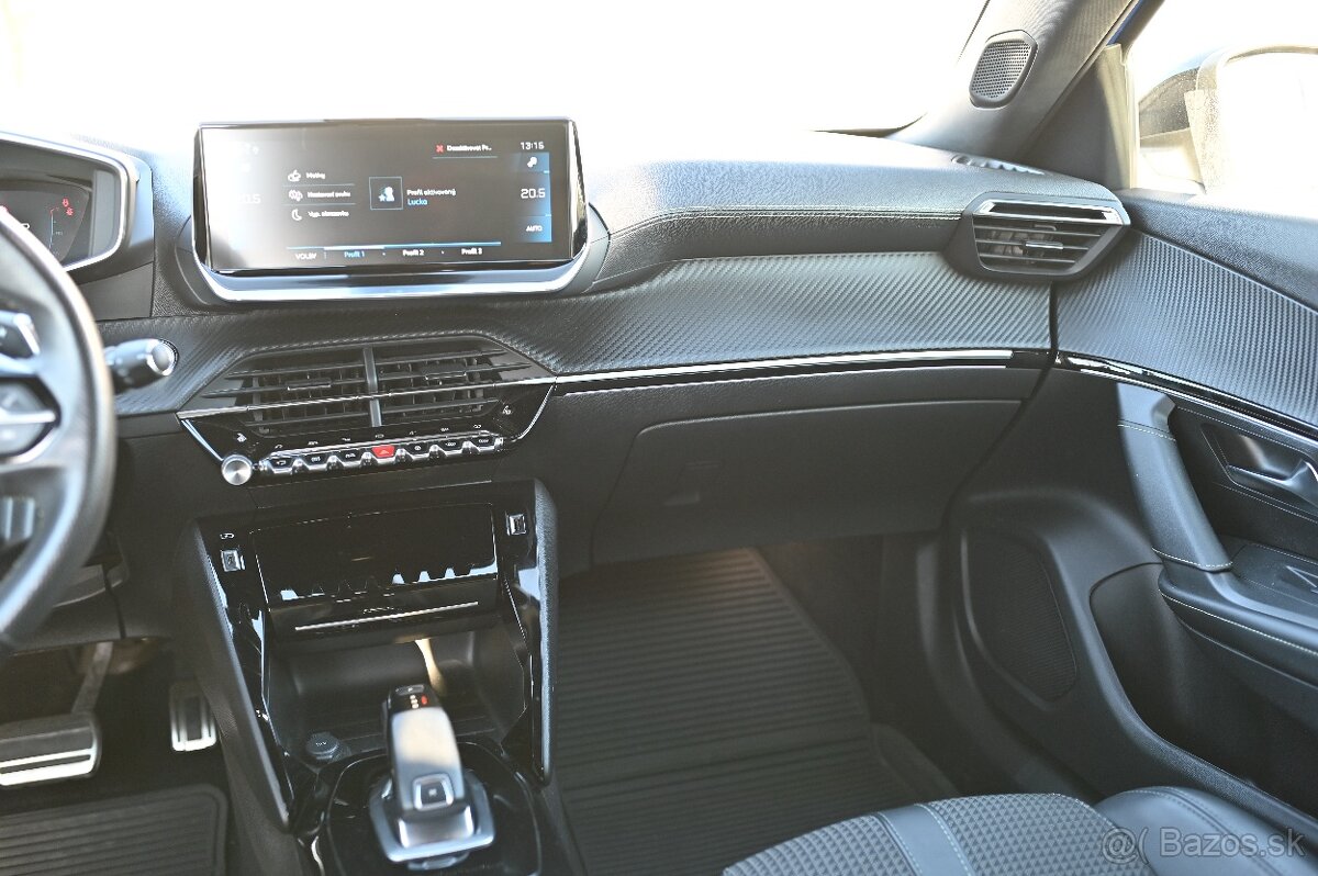 Peugeot 2008 1,5 96kw GT - 15