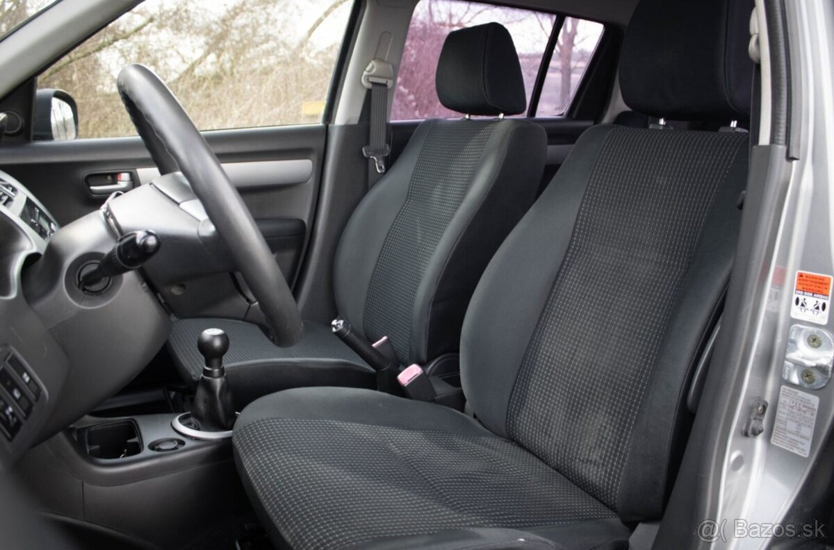 Suzuki Swift 1.3 benzin / TOP VÝBAVA / - 15
