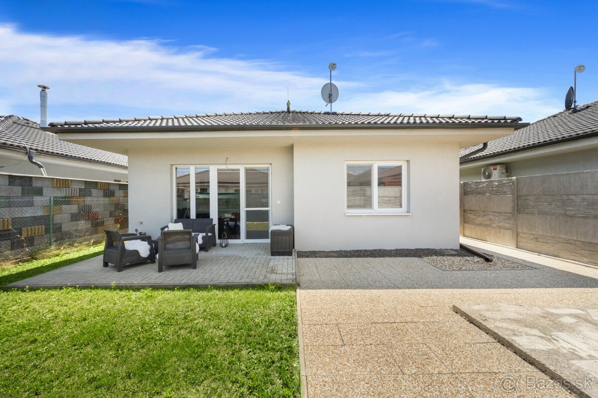 Na predaj 3,5 izbový rodinný dom Lehnice, časť Malý Lég - 15