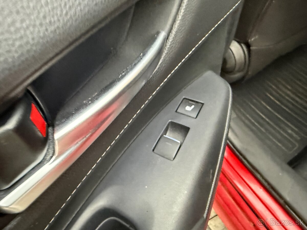 Toyota corolla 2.0 hybrid Executive - 15