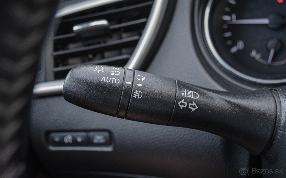 Nissan Qashqai 1.5 dCi Tekna - 15