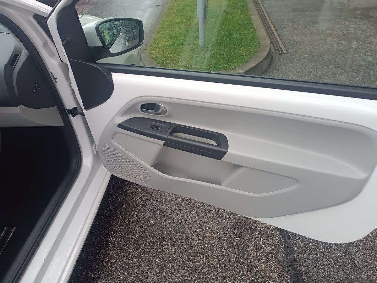 Predám Seat Mii 1, 0 MPI r.v.2019 - 15