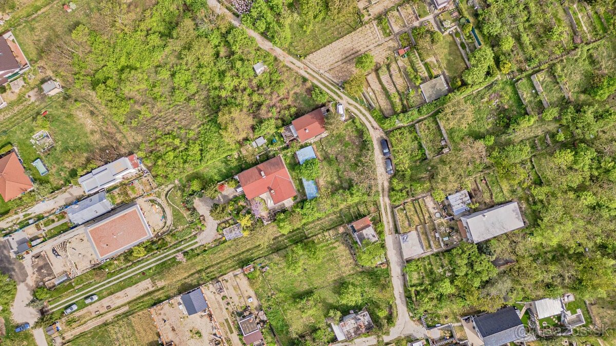 NA PREDAJ: Fantastická príležitosť Pozemok s dokonalým výhľ - 15