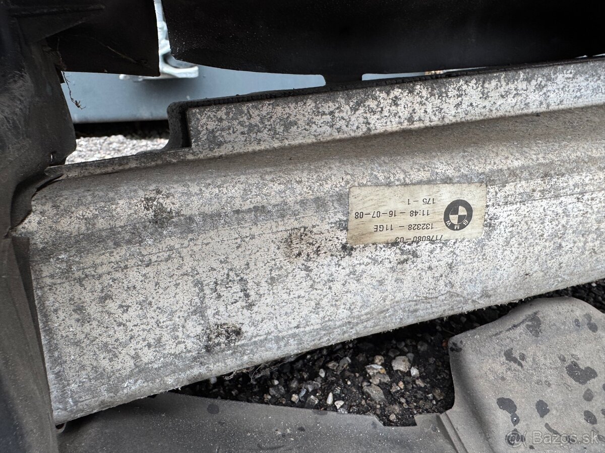 BMW 5er E60 (2010) – predný komplet rám - 15