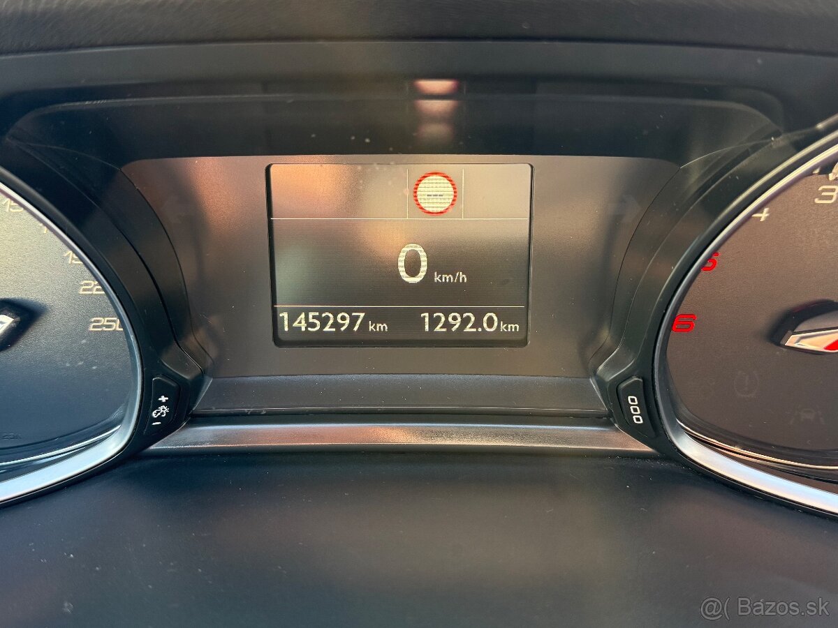 Peugeot 308 1.5 BlueHDi S&S GT Line - 15