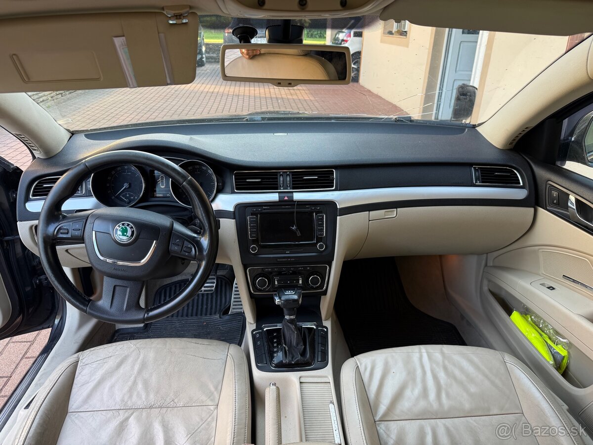 Skoda Superb combi 2.0 tdi 125kw - 15