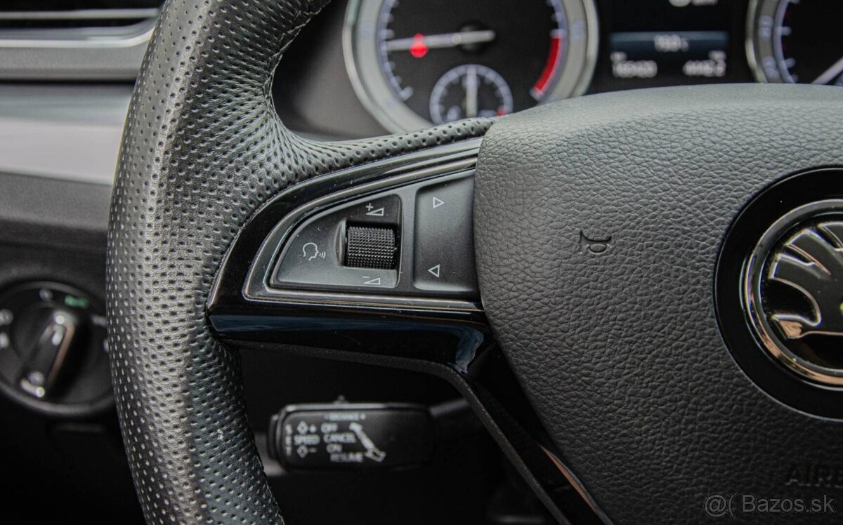 Škoda Superb 2.0 TDI SCR DSG - 15