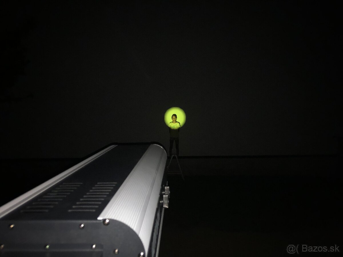 300W LED hľadák. - 15