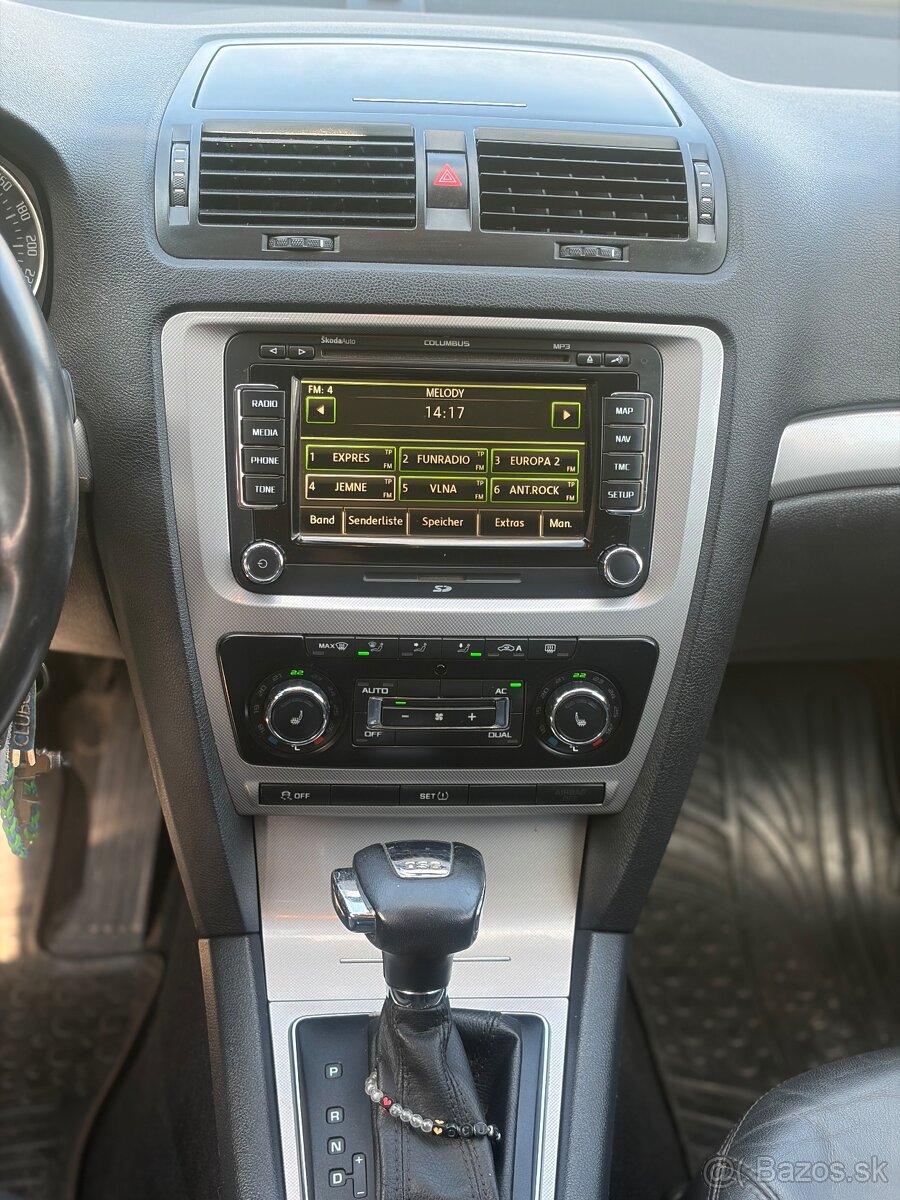 Škoda octavia combi 2.0 TDI automat - 15