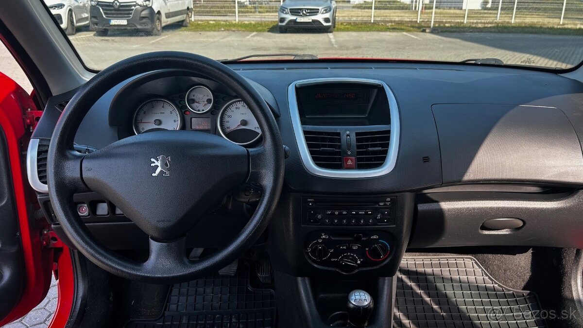 Peugeot 206 1.4i Pohoda - 15