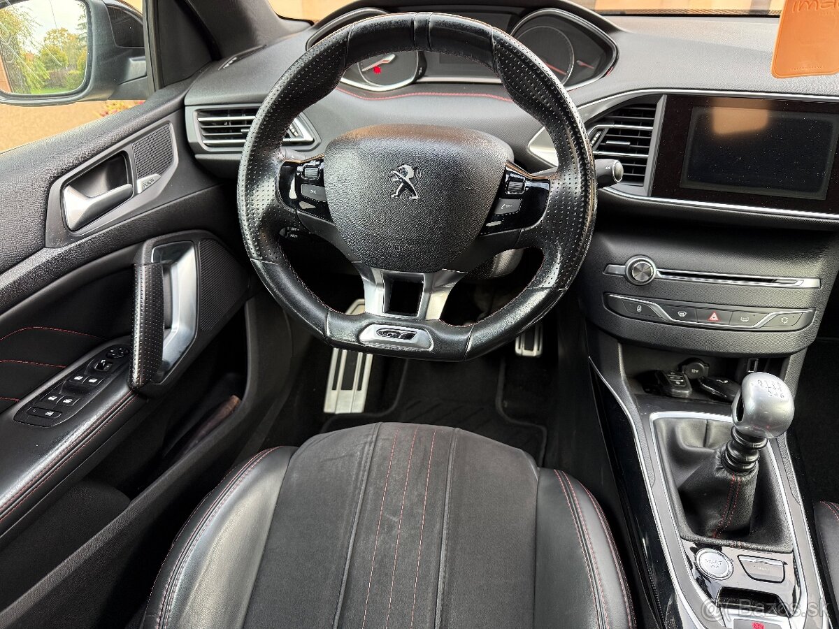 Peugeot 308 GT, 1.6i, 151Kw, rok 2016 - 15