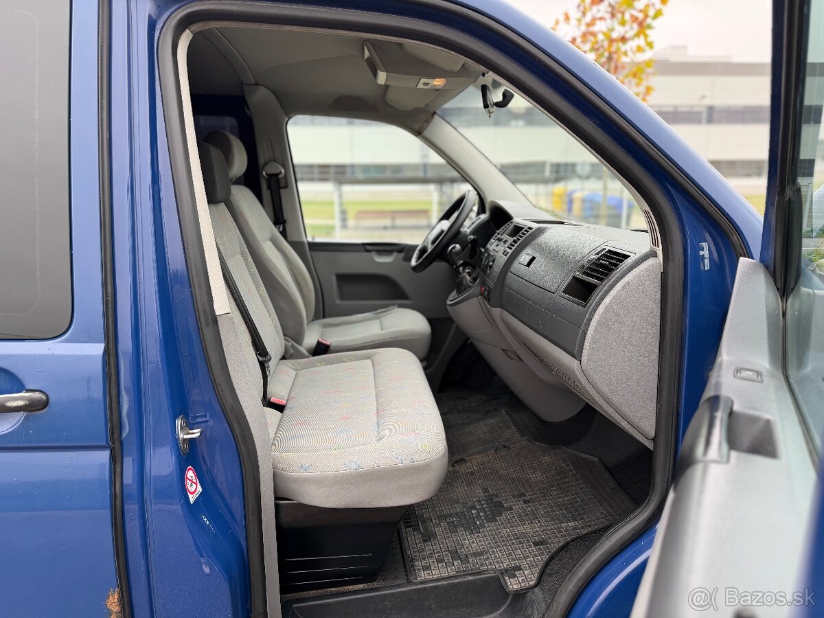 Volkswagen T5 Transporter 2.5 TDI 96kw 9 miestny - 15
