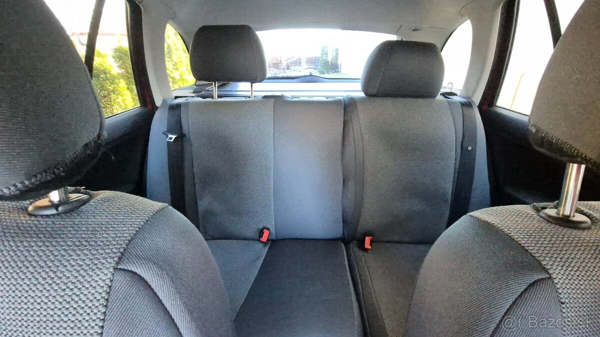 Predám motorové vozidlo ŠKODA FABIA COMBI 1.2 HTP 47kW - 15