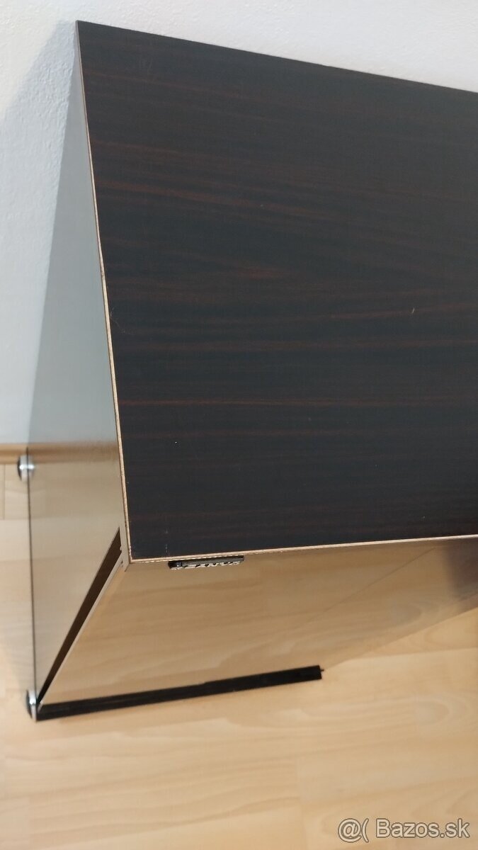 Predám midi hifi rack Sanyo - 15