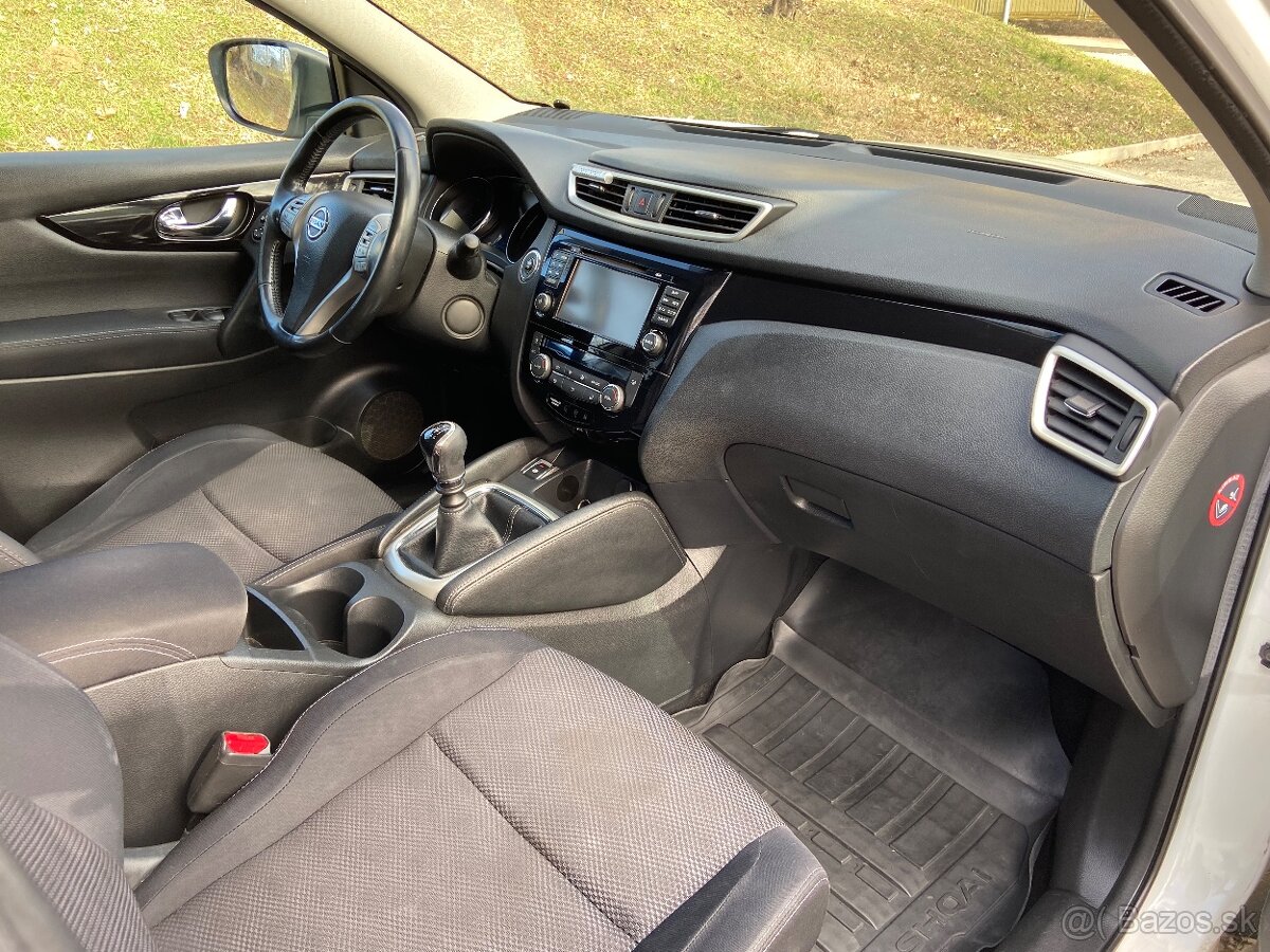 Qashqai 1.2 benzín - 15