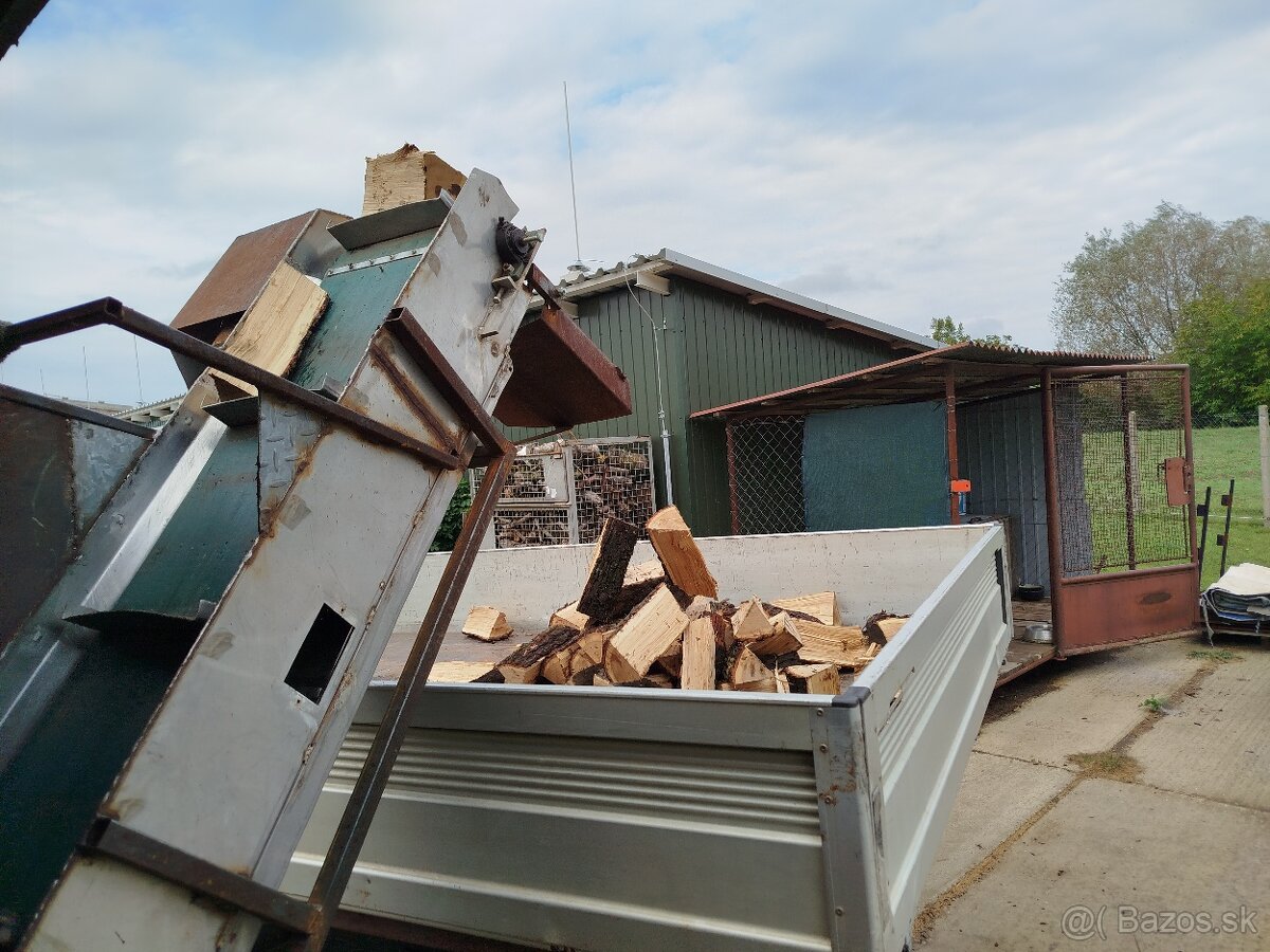 Štiepací automat - 15