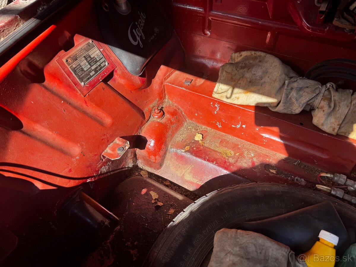 Škoda 100l rok vyroby 1975 s tp a spz - 15