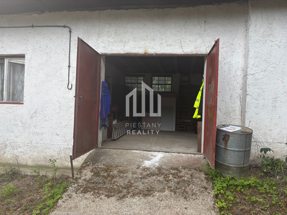 Predaj vidieckej chalupy s kúzlom minulosti v srdci kopaníc - 15