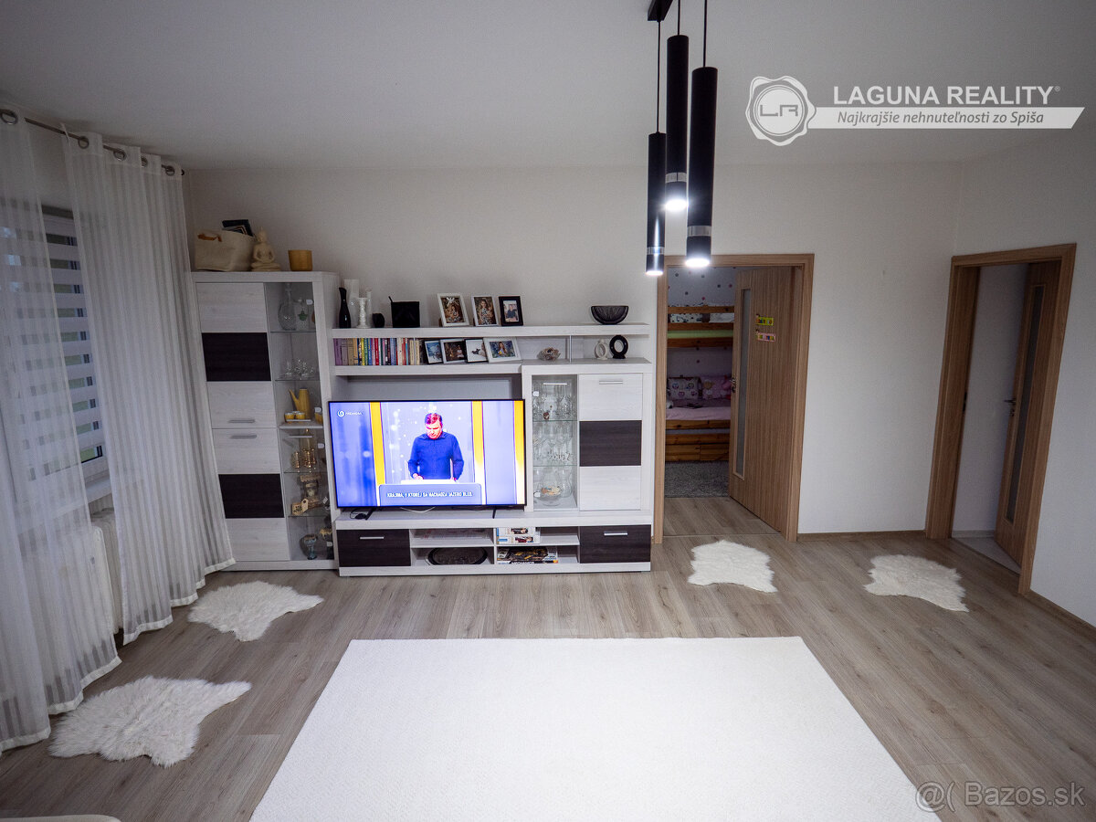 REZERVOVANÉ- 3-izbový, nadštandardne veľký byt s balkónom - - 15