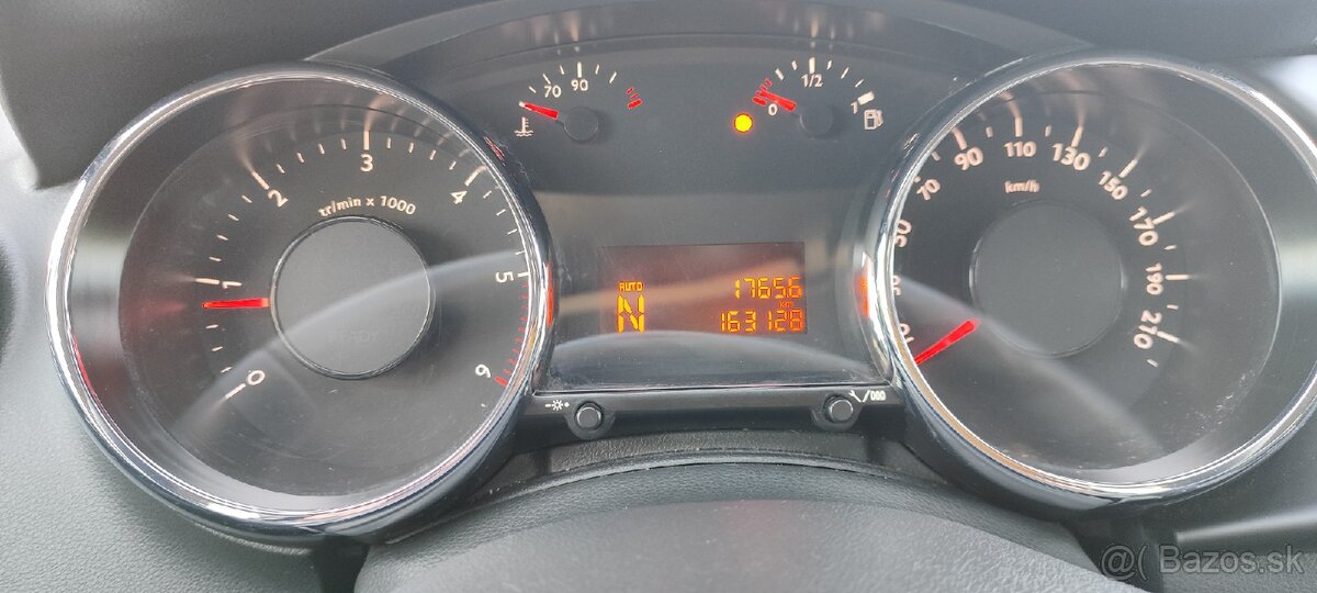 PEUGEOT 3008 1.6HDI AUTOMAT - 15