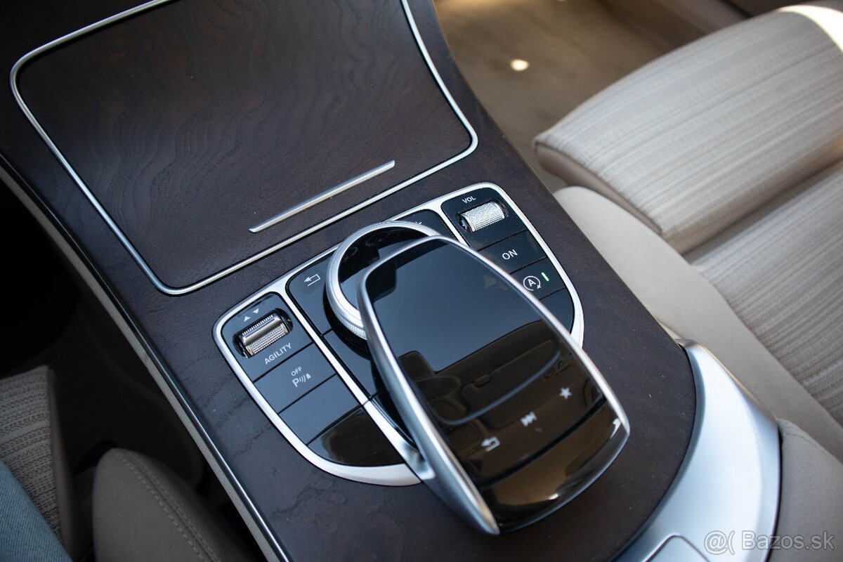 Mercedes-Benz C trieda Sedan 220 d A/T ZNÍŽENÁ CENA - 15