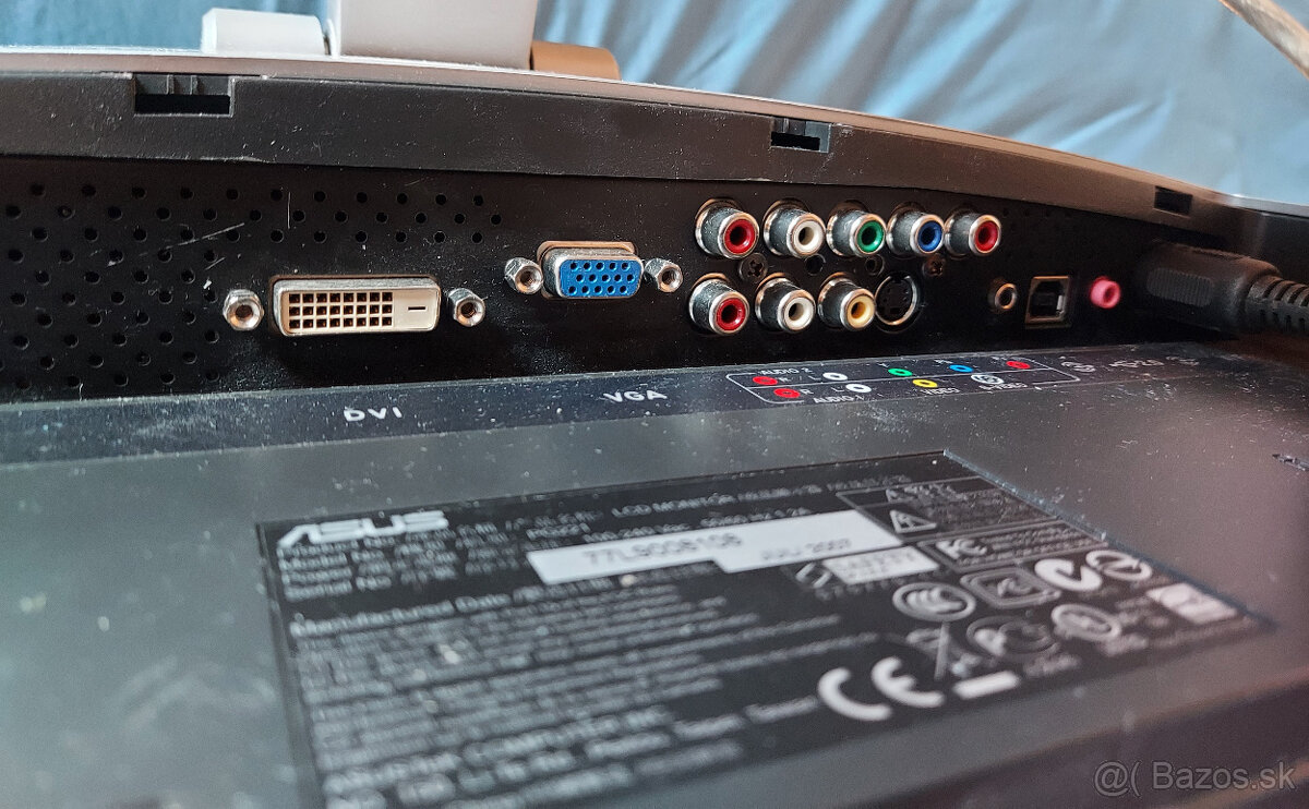 Predám hráčsky monitor Asus PG221 - 15