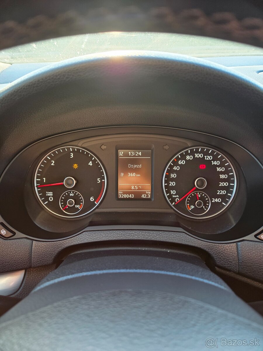 VOLKSWAGEN SHARAN 2.0TDI CR 103KW M6 2012 7 MIESTNE - 15