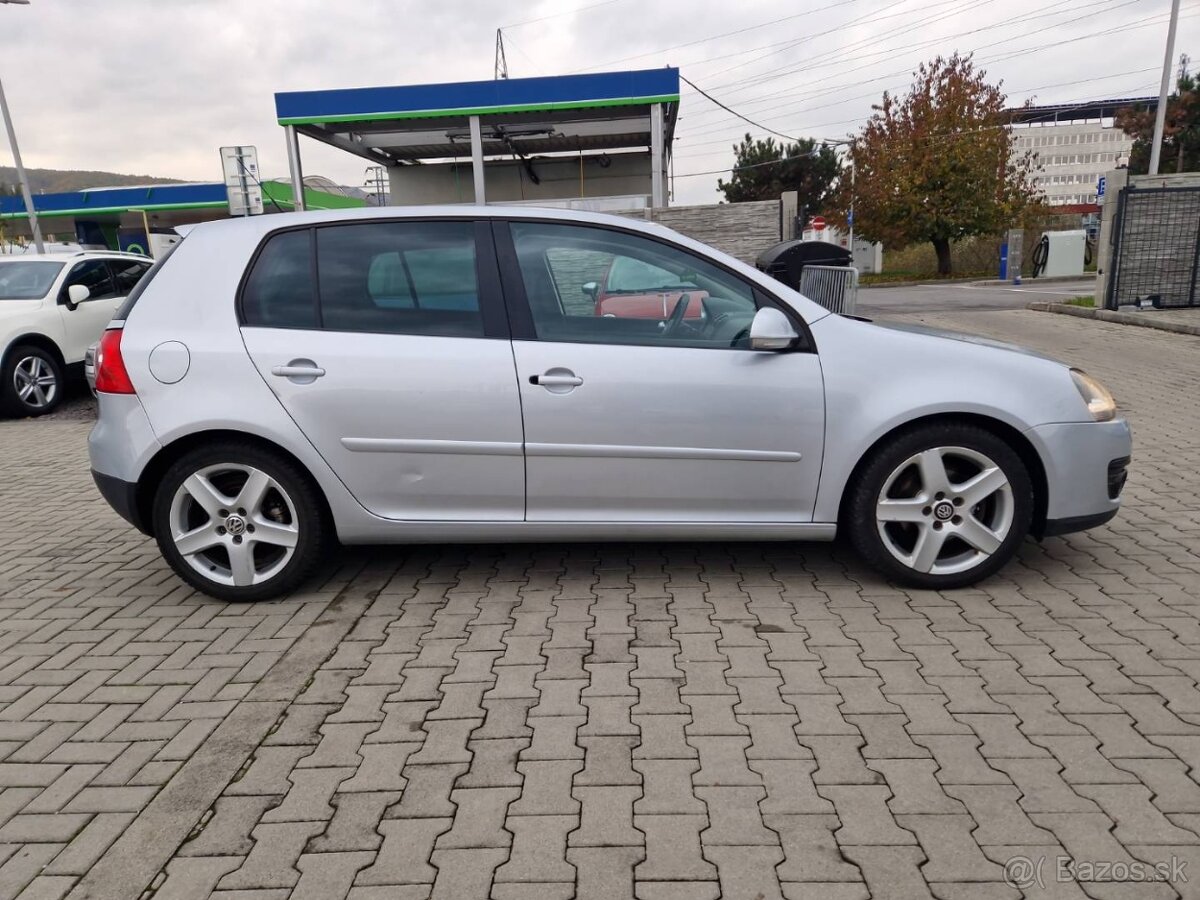 Predám Volkswagen Golf 1.9 TDI 77 KW GT SPORT motor BXE - 15