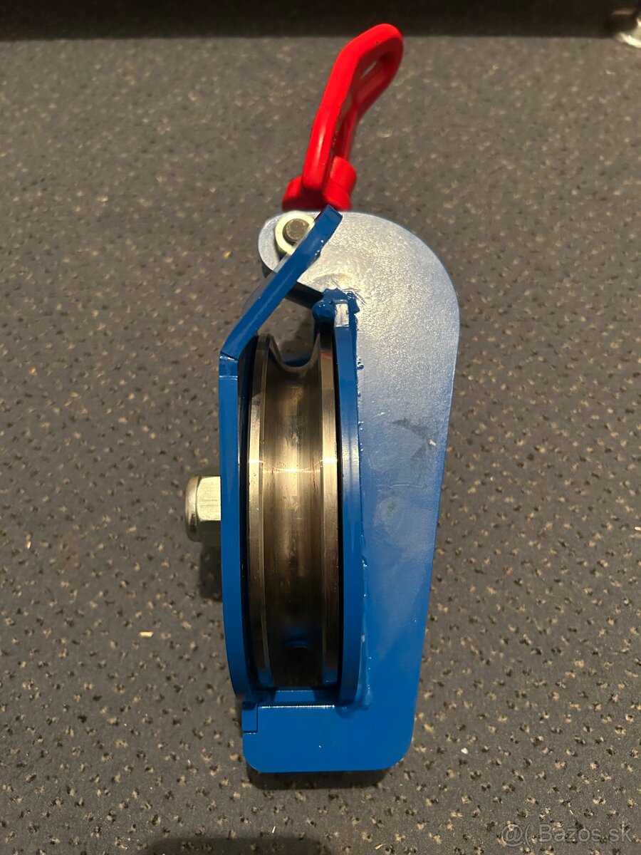 Smerová vodiaca kladka lesná LKT - UKT - 15