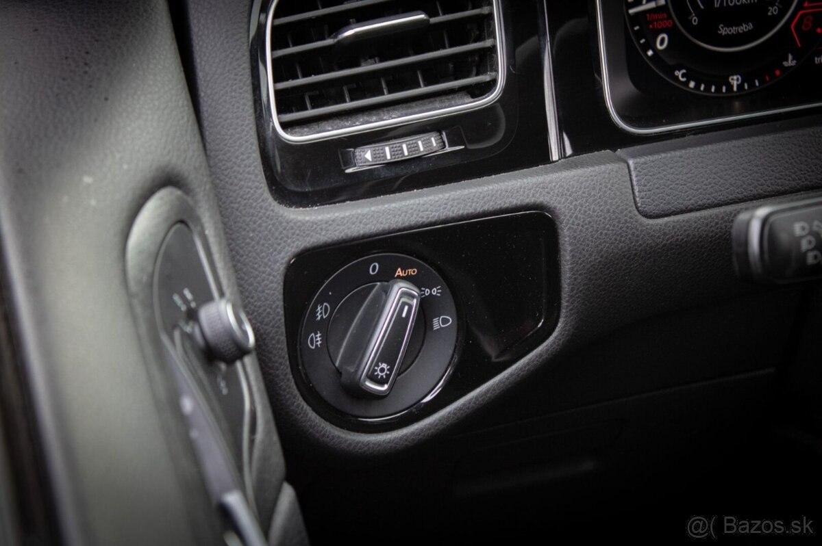 Volkswagen Golf GTI Performance 2.0 TSI 180kW - 15