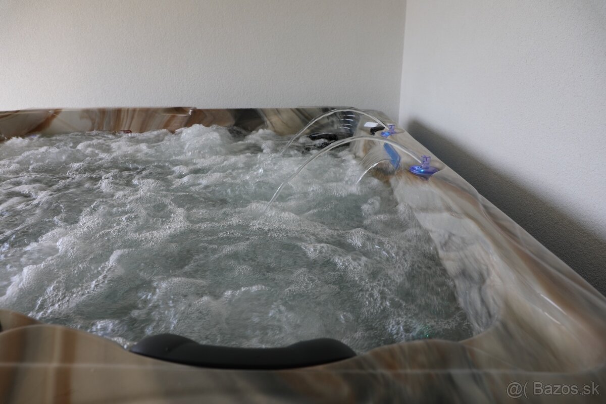 Luxusná SMART VÍRIVKA SKLADOM - 15