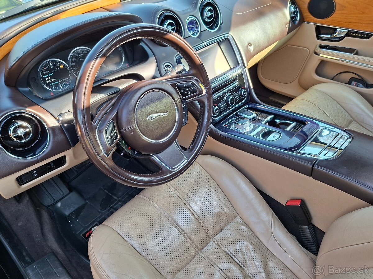 Jaguar XJ 3d - 15