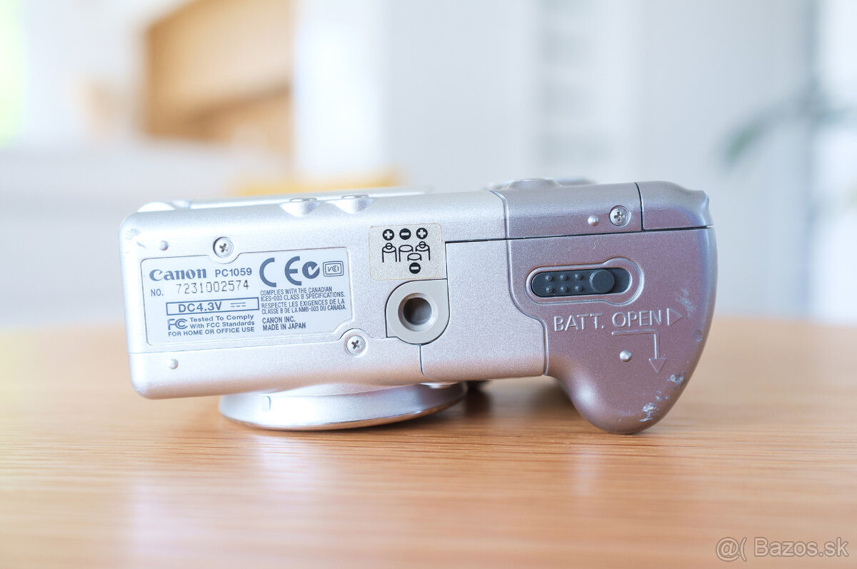 Canon PowerShot A80 - 15