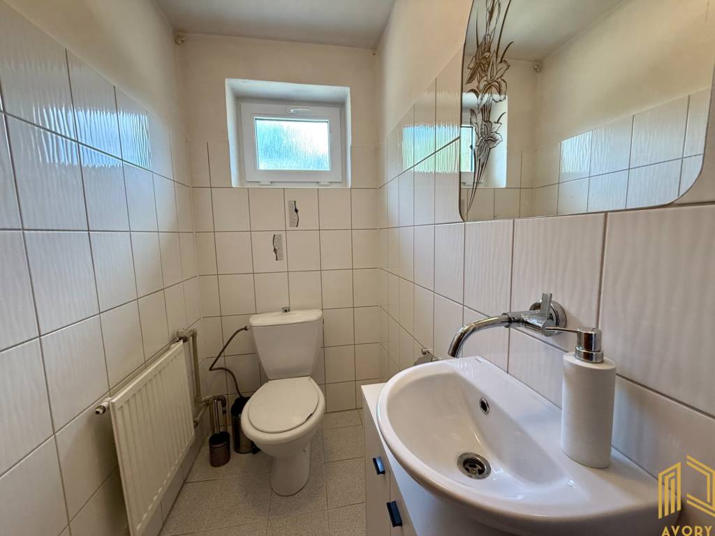 5 - IZB. ROD. DOM s GARÁŽOU,POZEMOK 771m2, BOR. MIKULÁŠ - 15