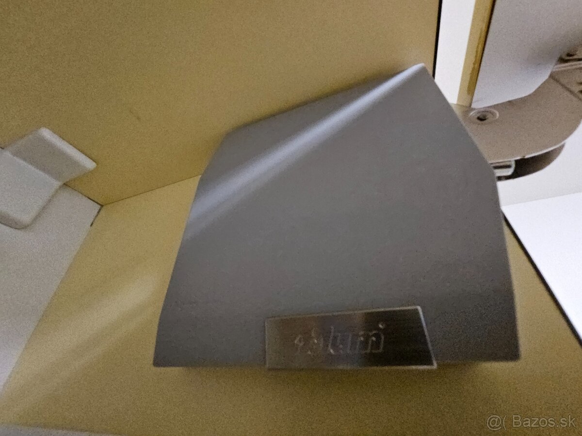 Predám na mieru robenú obývaciu stenu - 15