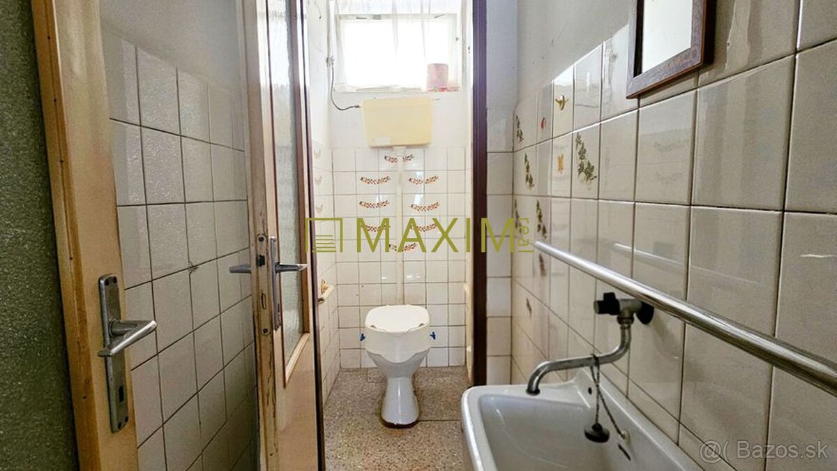 Ponúkame na predaj Rodinný dom v Čuňove na ulici Dlhá - 15