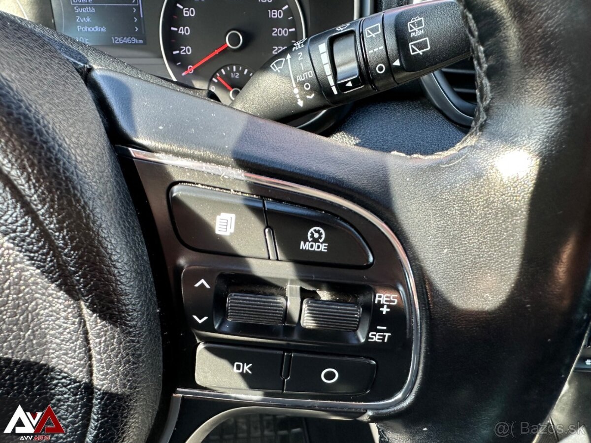 Kia Sportage 1.7 CRDi 2WD Gold, 126 470km, Slovenské vozidlo - 15