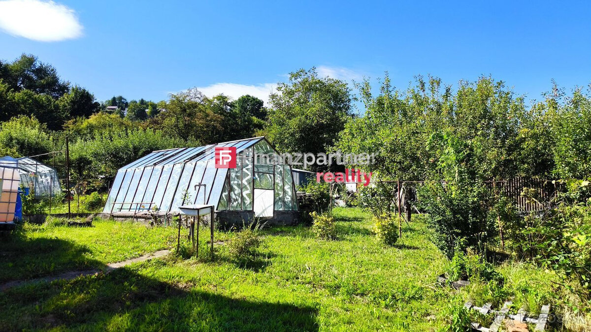 Záhradná chatka so super pozemkom na Panoráme - 15