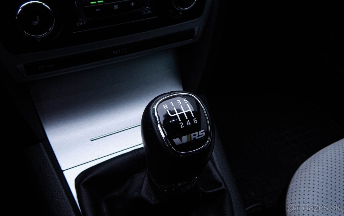 Škoda Octavia Combi RS 2.0 TDI - 15